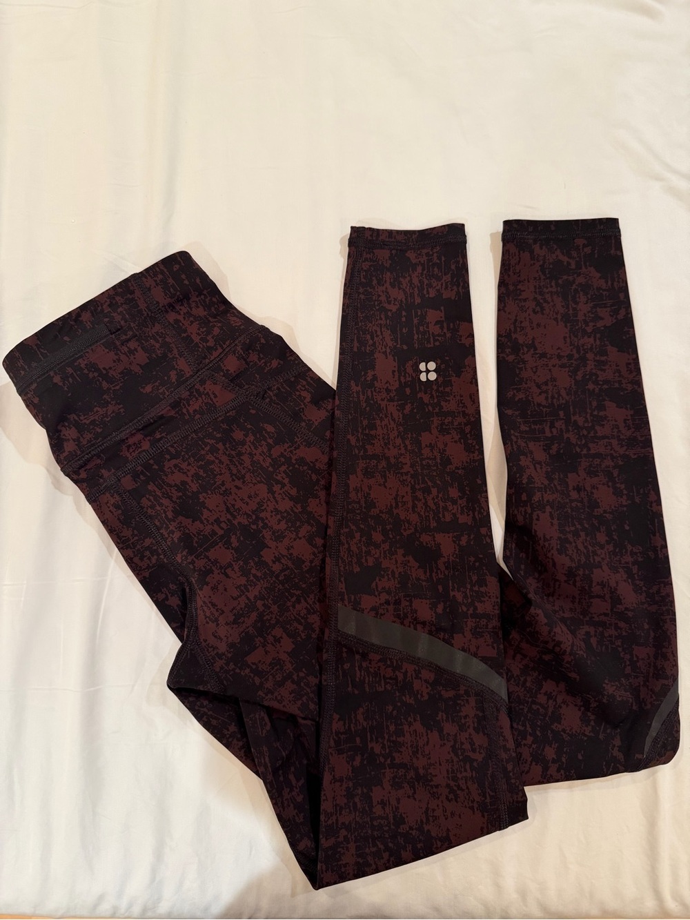 Sweaty Betty Zero Gravity Black with Maroon Marbled High-Rise Leggings